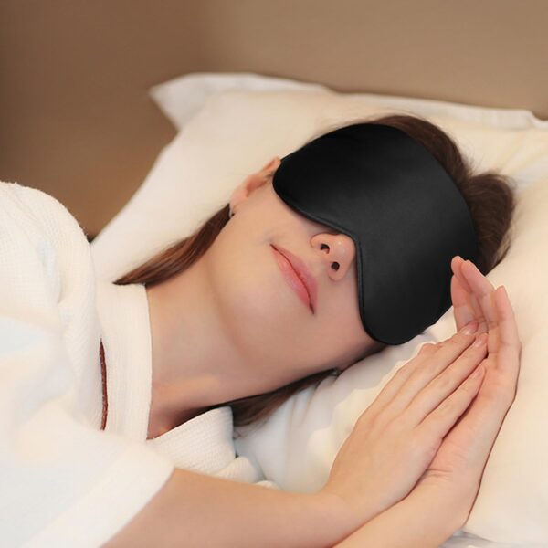 Gritin Schlafmaske aus Seide, Lichtblockierende Augenmaske Nachtmaske 100% Hautfreundlich Seide Geruchneutral Schlafbrille mit Verstellbarem Riemen und Ohrstöpseln für Männer, Frauen und Kinder – Bild 8
