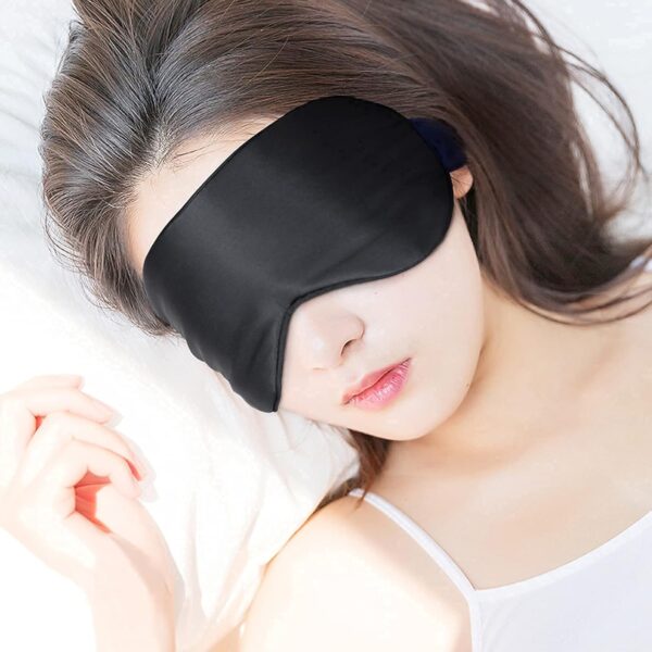 Schlafmaske Seide Augenmaske, 2 Pack 100% Hautfreundlich Seide Schlafmaske Frauen und Herren mit Verstellbarem Gummiband und Ohrstöpseln, Nachtmaske Ideal für Schlaf zu Hause und Auf Reisen – Bild 7