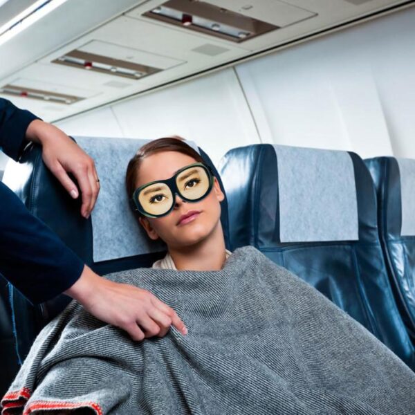 VIKSAUN 2 Stück Schlafmaske mit Augen, lustige Schlafbrille, Seidene Schlafmaske Augenmaske Augenschirm, Schlafbrille Bequem Lichtblockierende Augenmaske, für Yoga Reisen blockiert Licht (2 Stück) – Bild 3